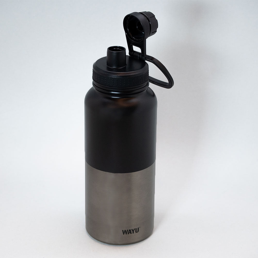
                  
                    Botella insulated black 1L
                  
                