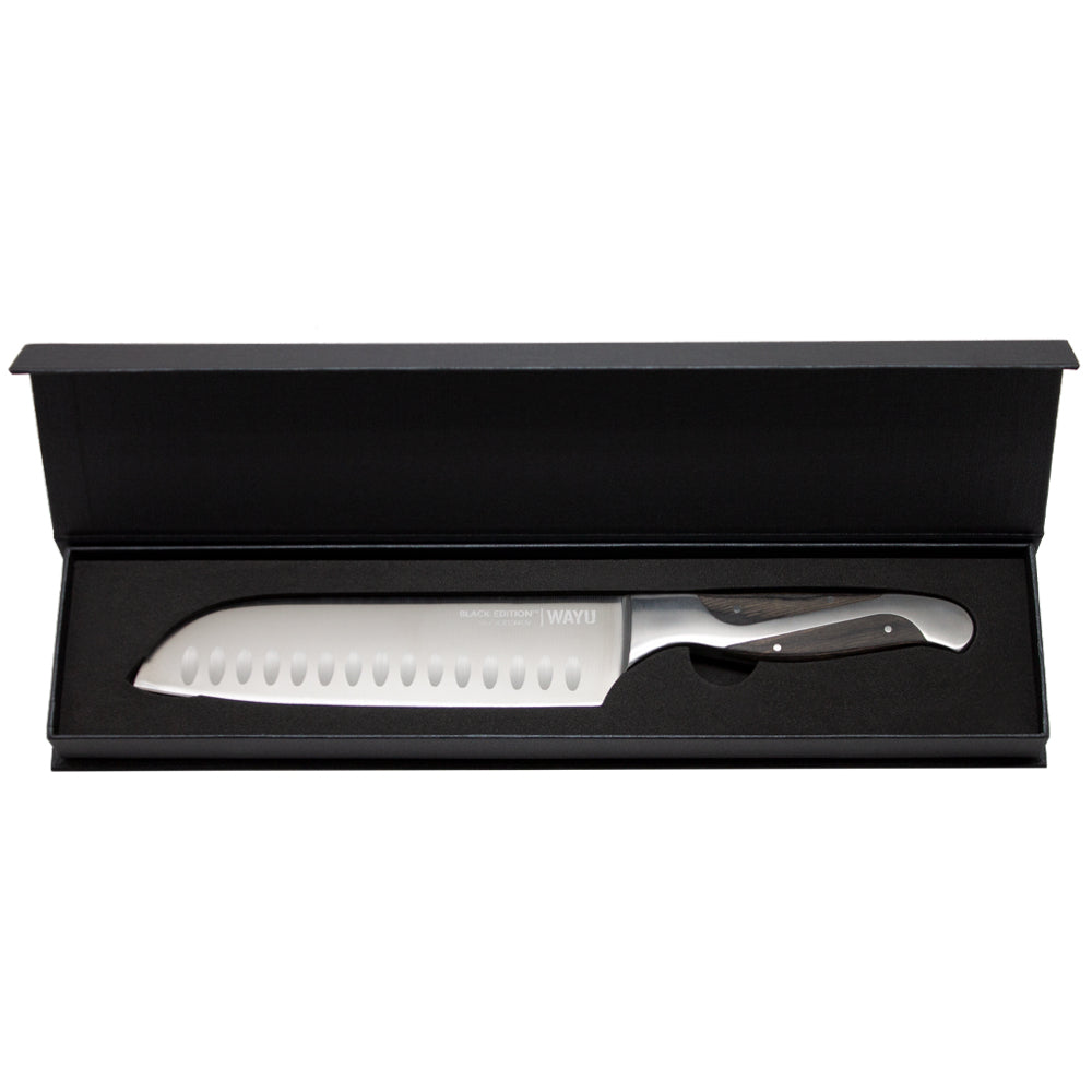 
                  
                    Cuchillo Santoku Black Edition Wayu
                  
                