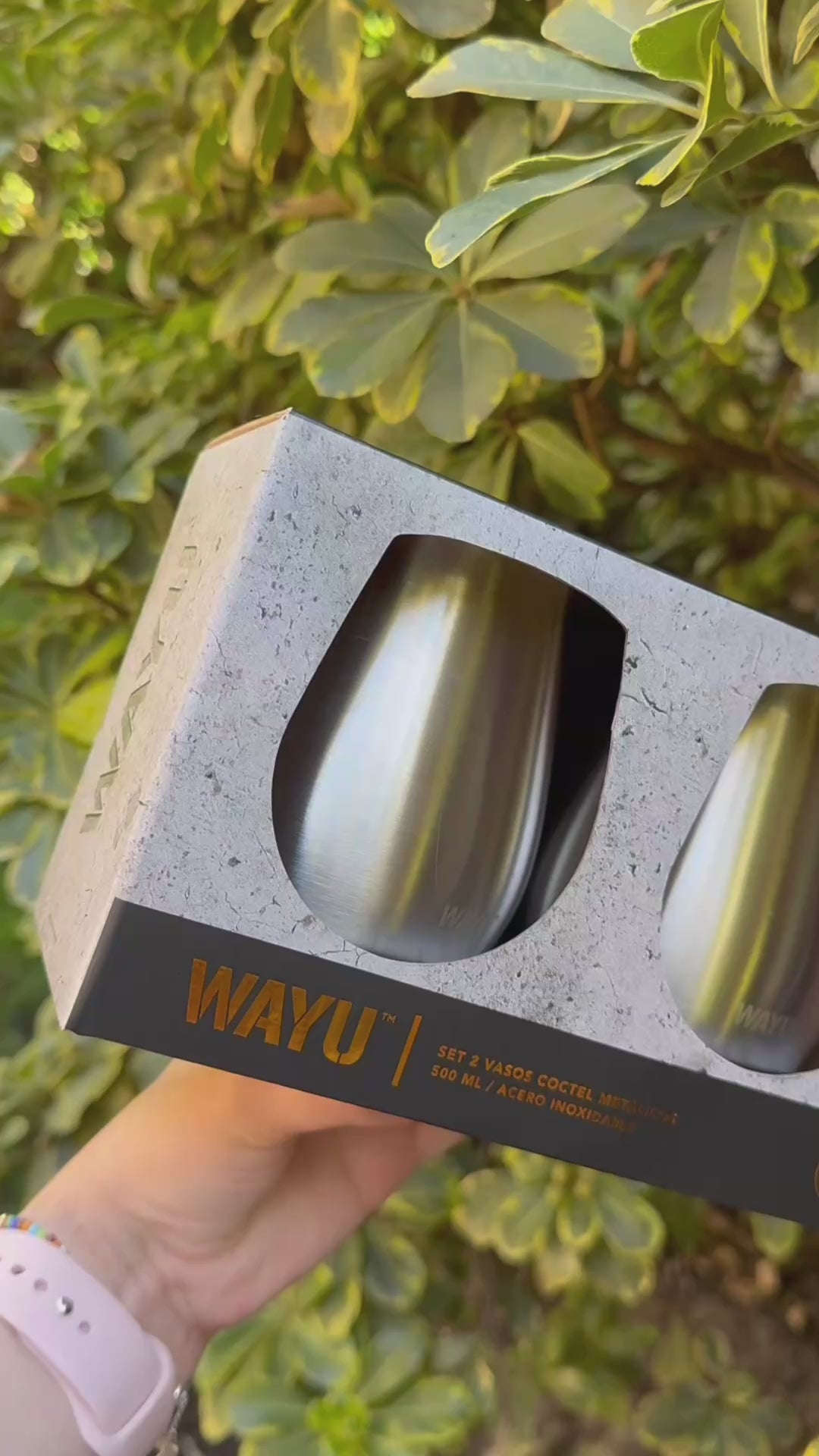 
                  
                    Cargar y reproducir el video en el visor de la galería, Set 2 Vasos Cocktail Metalicos 500ml Wayu
                  
                